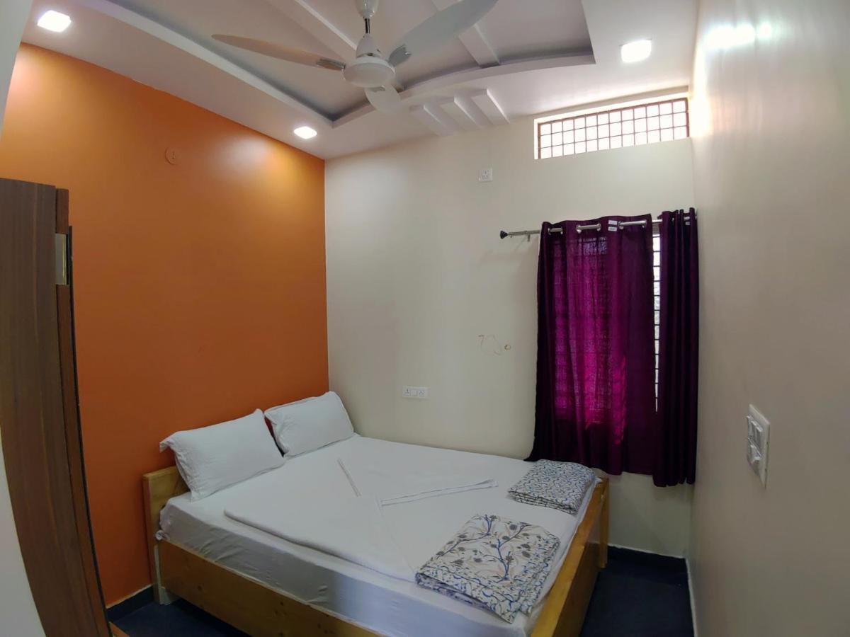 Vijayanagara Home Stay Hampi Extérieur photo